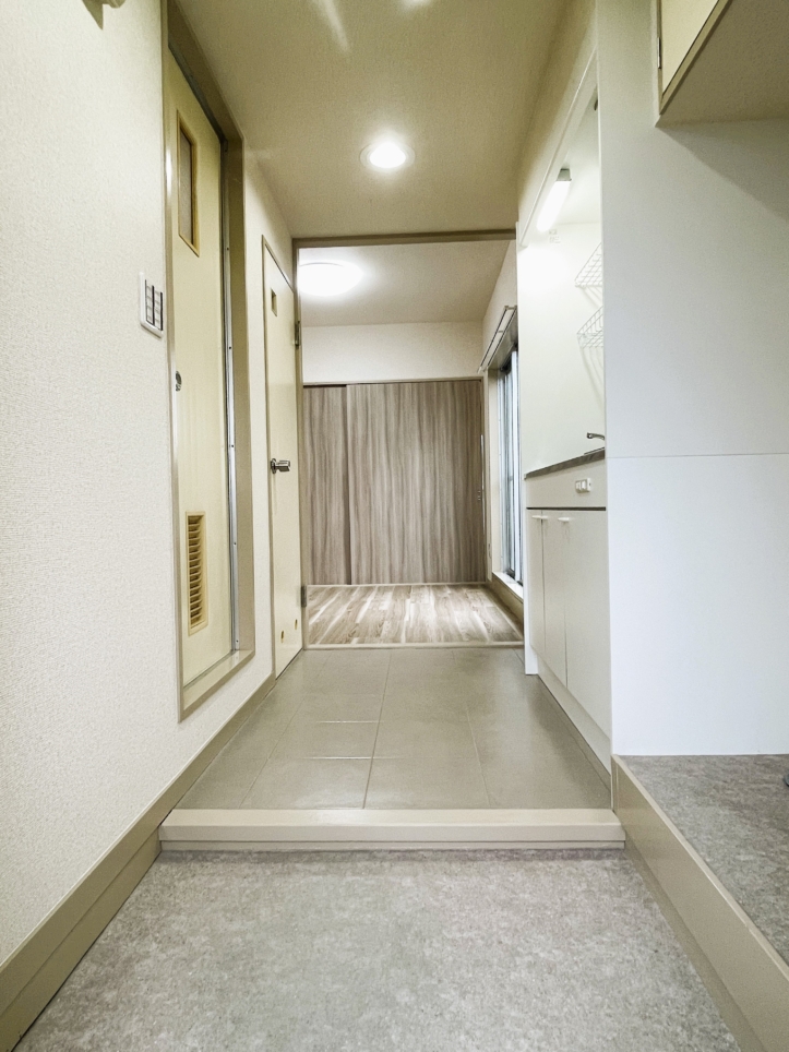 リノベーションした2Kのお部屋！！☆(サングリーン小林 306)