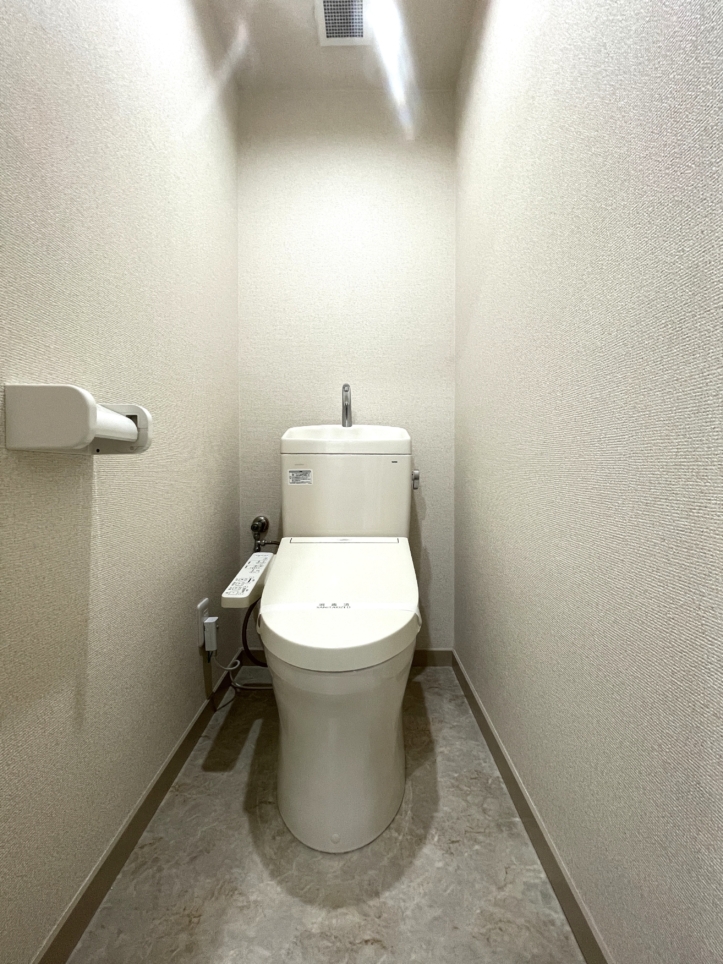 リノベーションした2Kのお部屋！！☆(サングリーン小林 306)