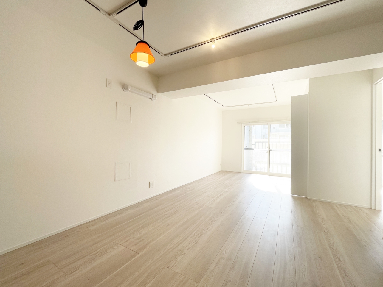 高級感溢れる1LDKがこの賃料で…！(府中西原住宅)