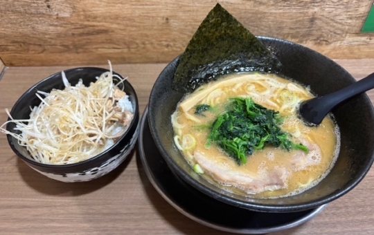 【渋谷】濃厚スープに溺れる。職人魂が宿る「麺屋 大和田」のこだわり。