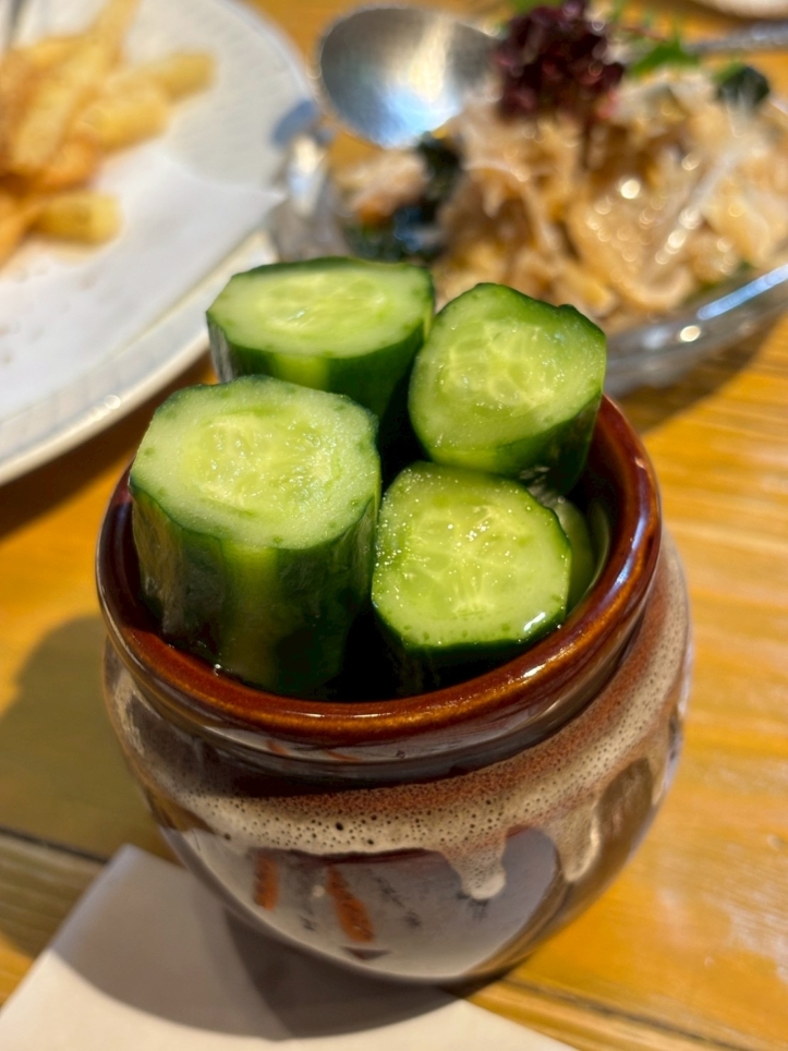 エキマエで新鮮なお刺身が食べられる！！　鰹節ポテト優勝！！