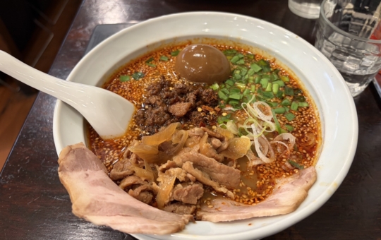 中華料理店「蒼龍唐玉堂」