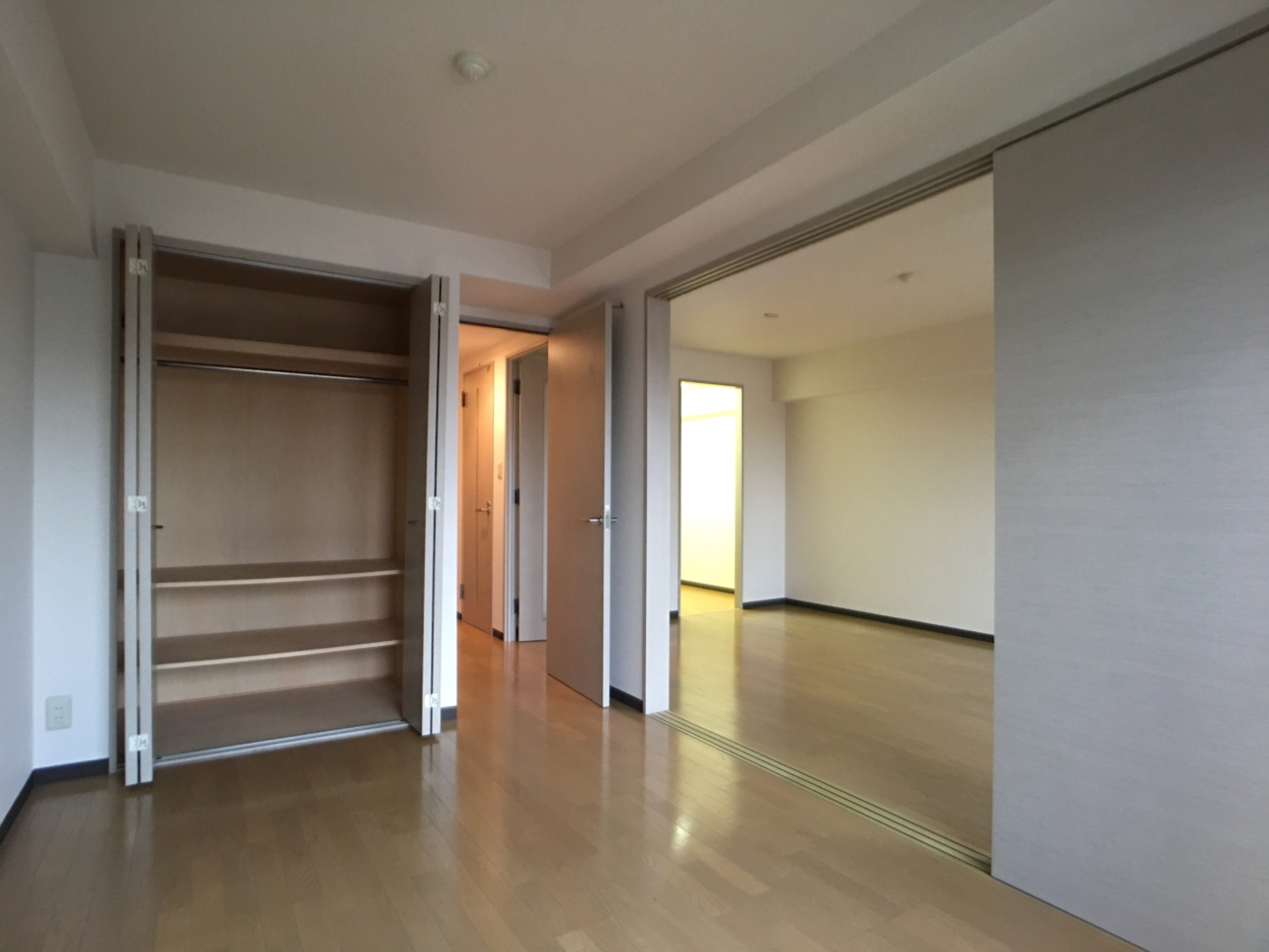 ☆リノベーション予定！1LDKマンション！☆グランドール和泉902