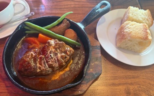 ★ワインの隠れ家ダイニング【街角グラス】★