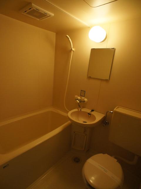 東京農大まで徒歩３分！【ゼフィールカリタ1-C】