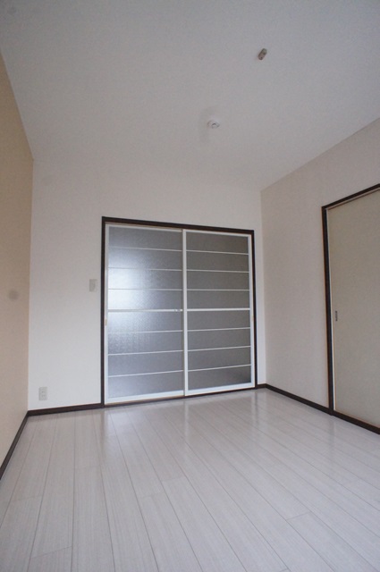 ネット使用料無料の2DK☆(クレセントマンション太田 201)