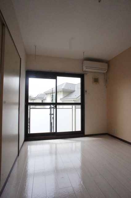 ネット使用料無料の2DK☆(クレセントマンション太田 201)