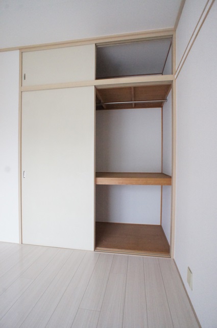 ネット使用料無料の2DK☆(クレセントマンション太田 201)