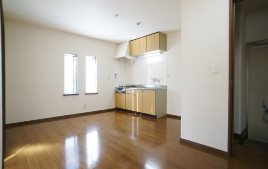 出窓付き2面採光☆【パレス銀嶺】