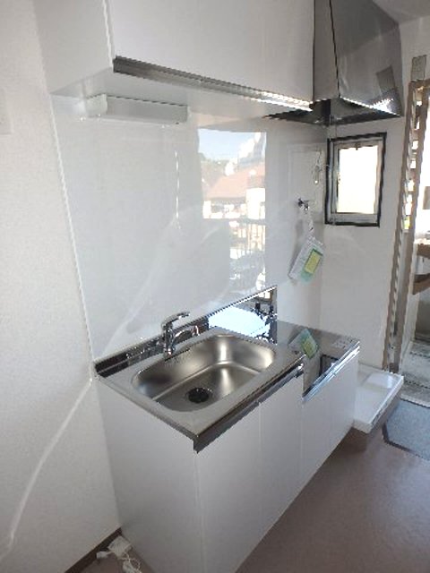 フローリングBT別の1K【カサクララ】