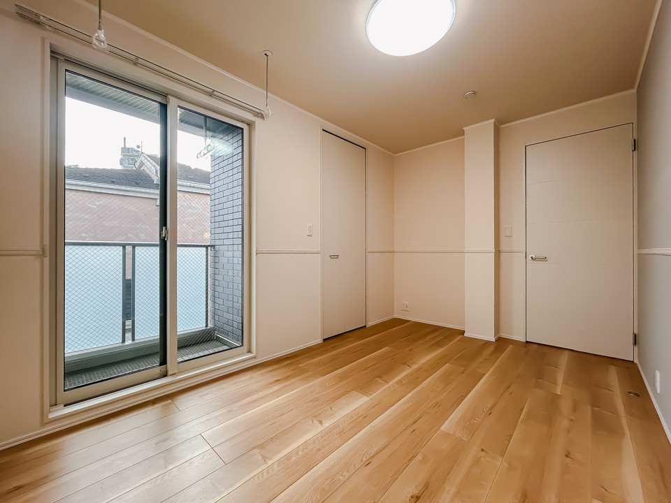 【足立区栗原】2026年誕生の新築2LDK。「Maison Claire」101号室｜15帖超の大空間LDKで、理想の暮らしをデザイン。