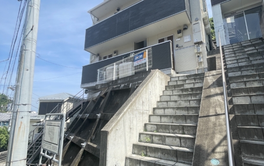 ダブルロックの１K物件　～ソリッド南太田～