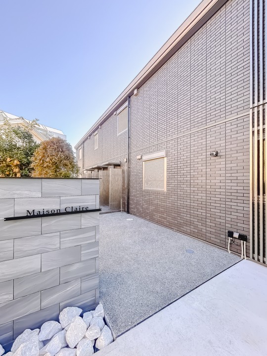 【足立区栗原】2026年誕生の新築2LDK。「Maison Claire」101号室｜15帖超の大空間LDKで、理想の暮らしをデザイン。