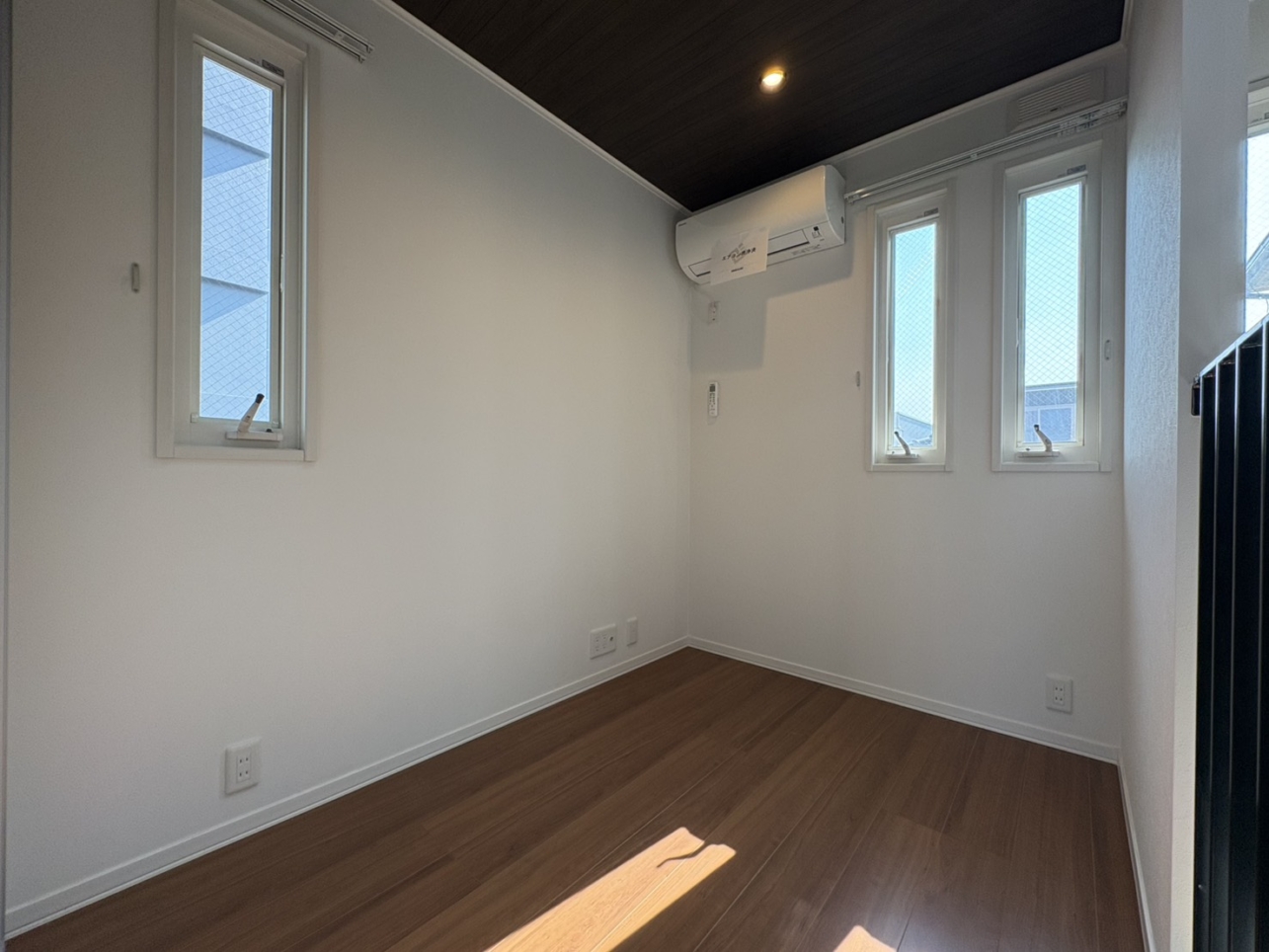 角部屋☆最上階メゾネット【ＳＵＮＲＩＳＥ　ＭＡＲＴＨＡ　 201】