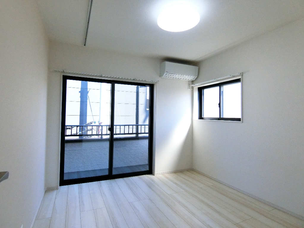 JR根岸線北浦和駅17分☆独立洗面台つき単身物件♪