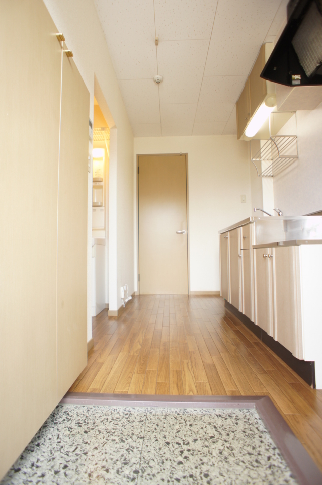 8帖！独立洗面台付のIK☆(ベルコーポＡ棟202)