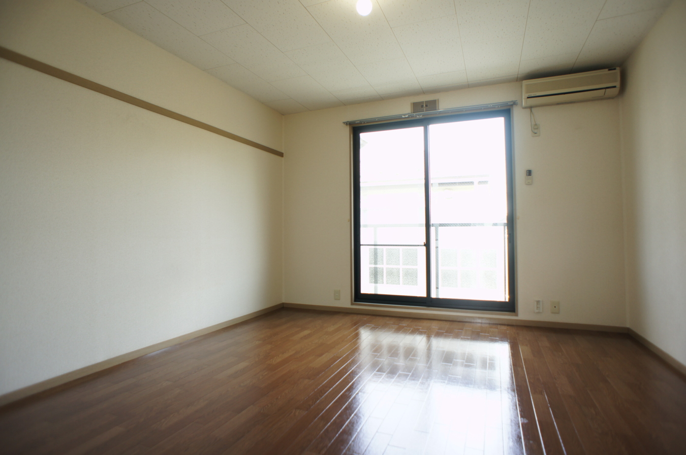 8帖！独立洗面台付のIK☆(ベルコーポＡ棟202)