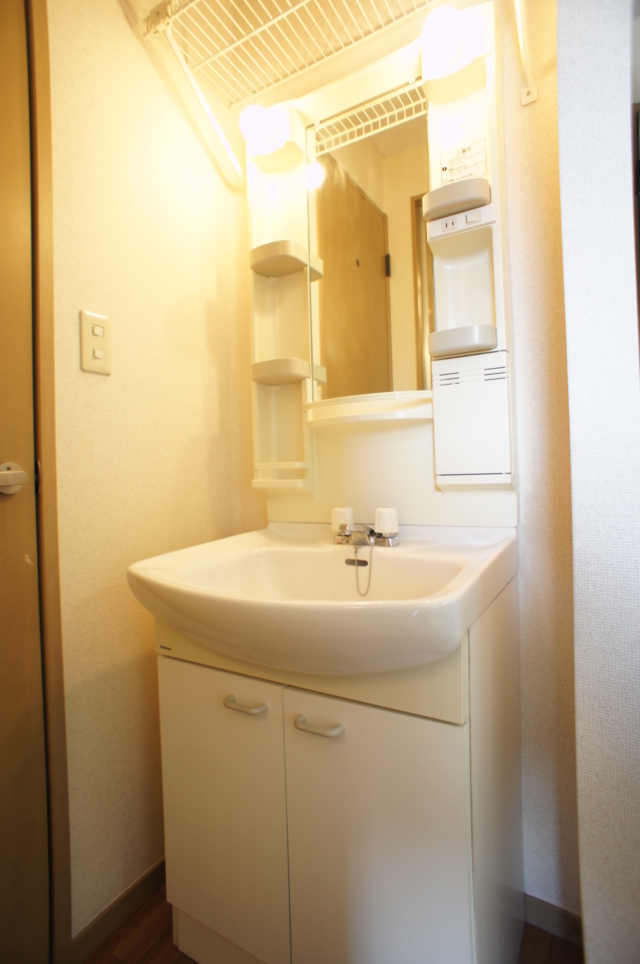 8帖！独立洗面台付のIK☆(ベルコーポＡ棟202)