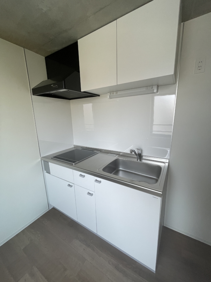 即入居可【白山徒歩7分】メゾネットタイプ☆二人入居OK☆スタイリッシュな空間で暮らす＜J-ARC白山＞