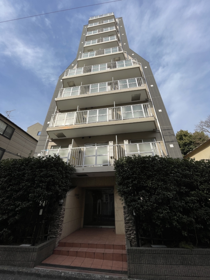 【駅徒歩2分×落ち着いた住環境】3駅・2沿線以上利用可能！都心アクセス良好な1Kマンション＜コート牛込柳町＞