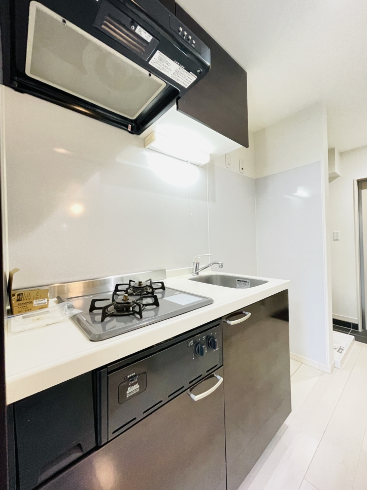 駅徒歩7分の便利な立地にあるシングル向け物件【ソリッド磯子壱番館】JR根岸線磯子駅徒歩7分