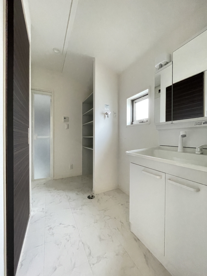 ファミリーにもおすすめ👪広々2LDK♪(ステラプラスⅠ)