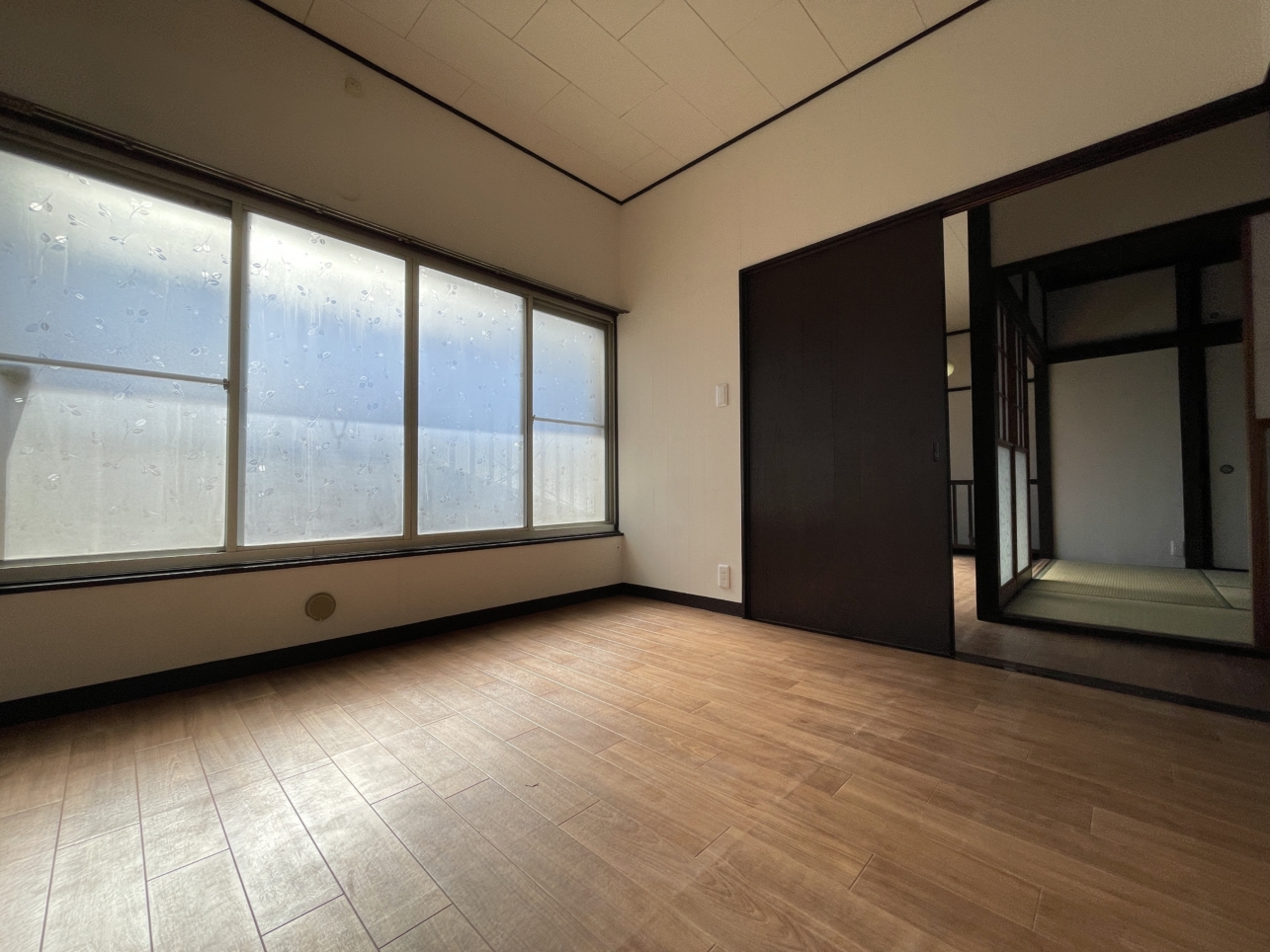 ペットと一緒に生活できます！【八王子市寺町戸建て】（八王子駅）