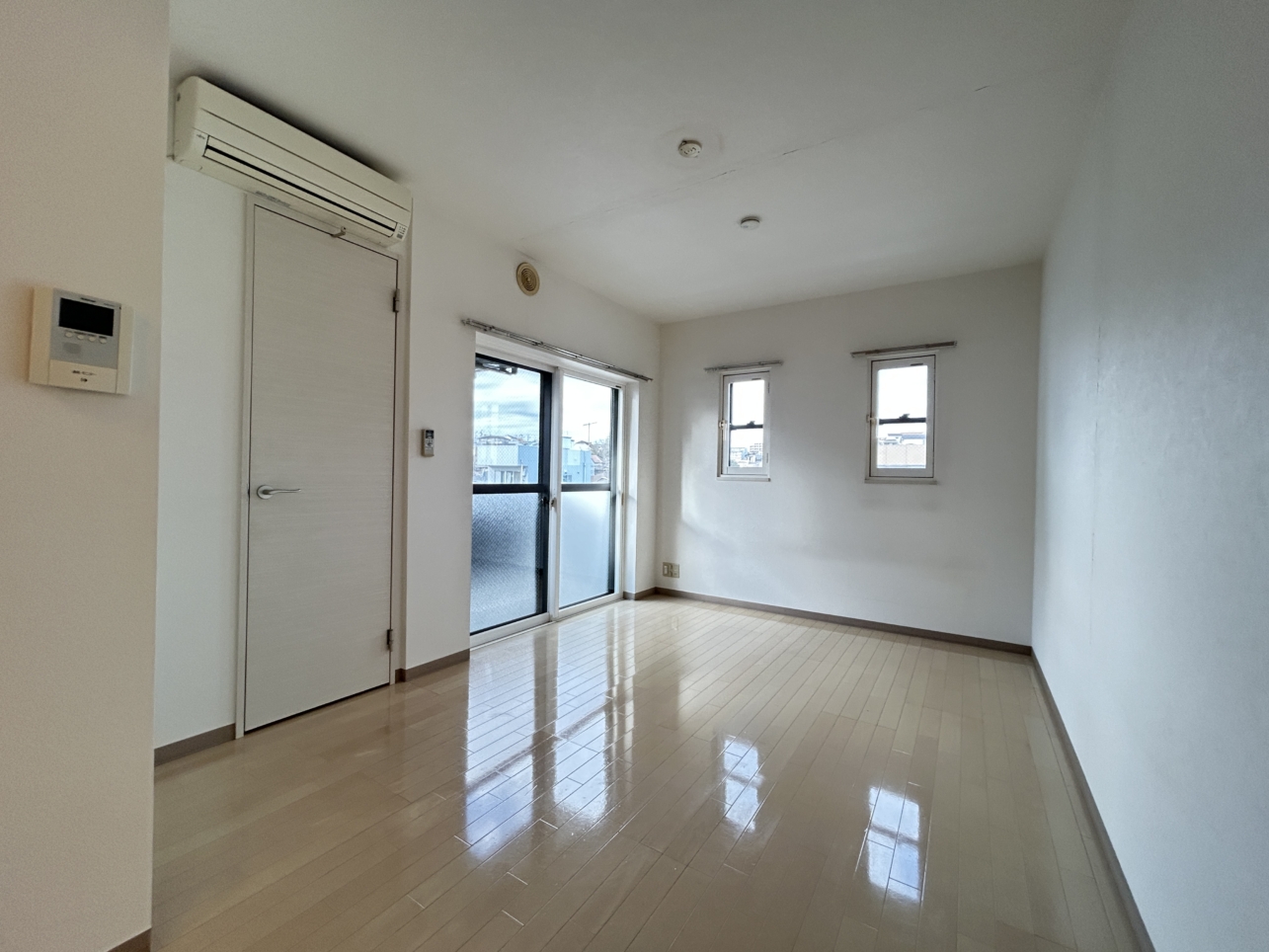 東都貸主につき仲介手数料0円♪全室角部屋のマンションです☀