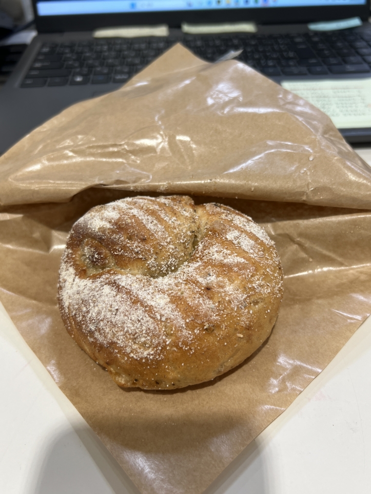 国産小麦使用手ごねベーグル【bagelふぅ/小田急相模原】