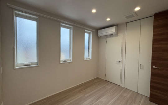 新築☆　	フェール　シュヴァル ２０５