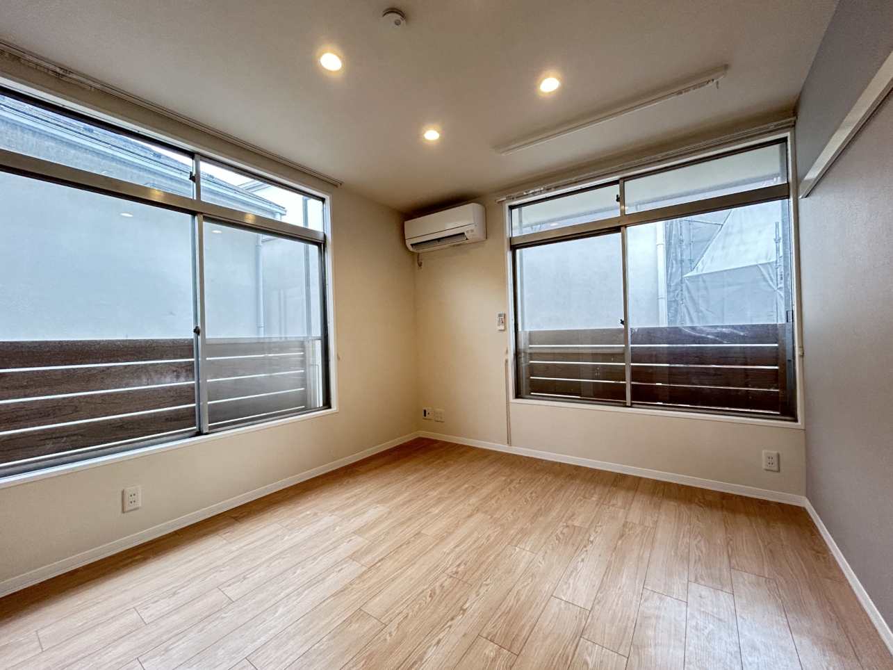 横浜駅徒歩圏！！新築そっくりフルリノベーション物件♪♪