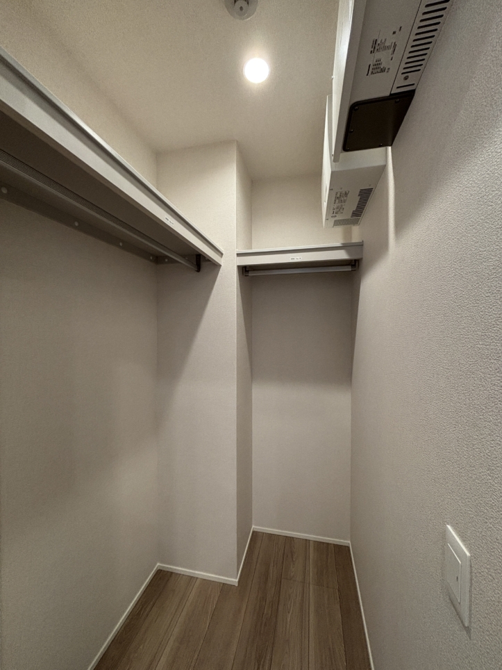 新築☆　	フェール　シュヴァル ２０５