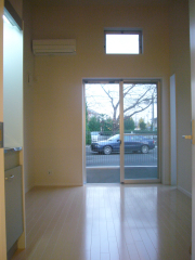 ロフト付きで綺麗なお部屋☆【イルソーレ】（橋本駅）