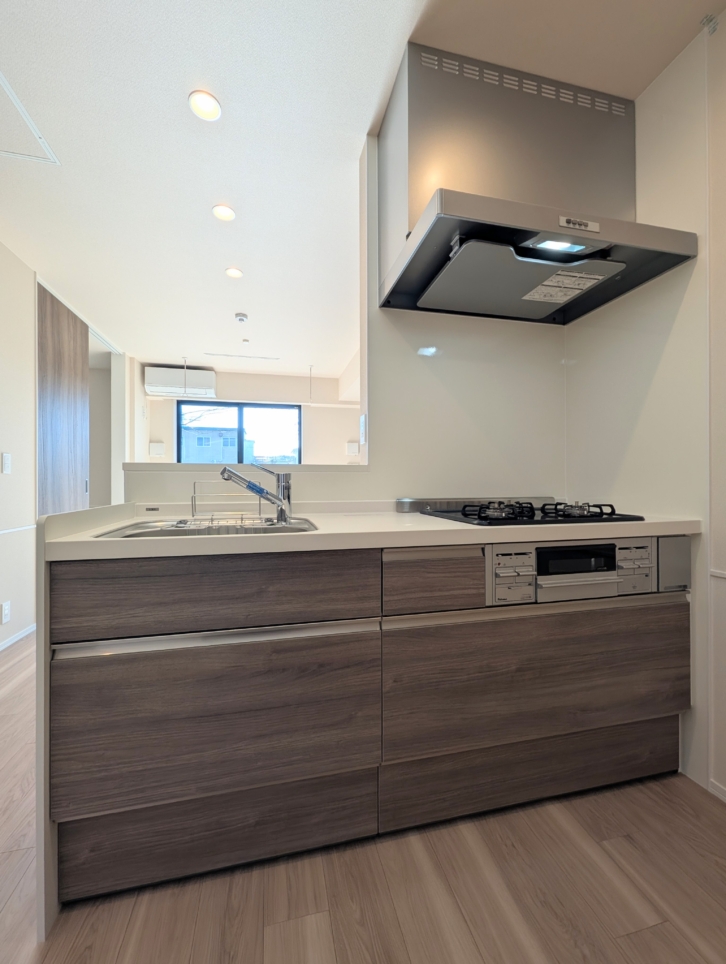 築浅、旭化成施工の建物です！😊　La Gracieuse（高田駅）