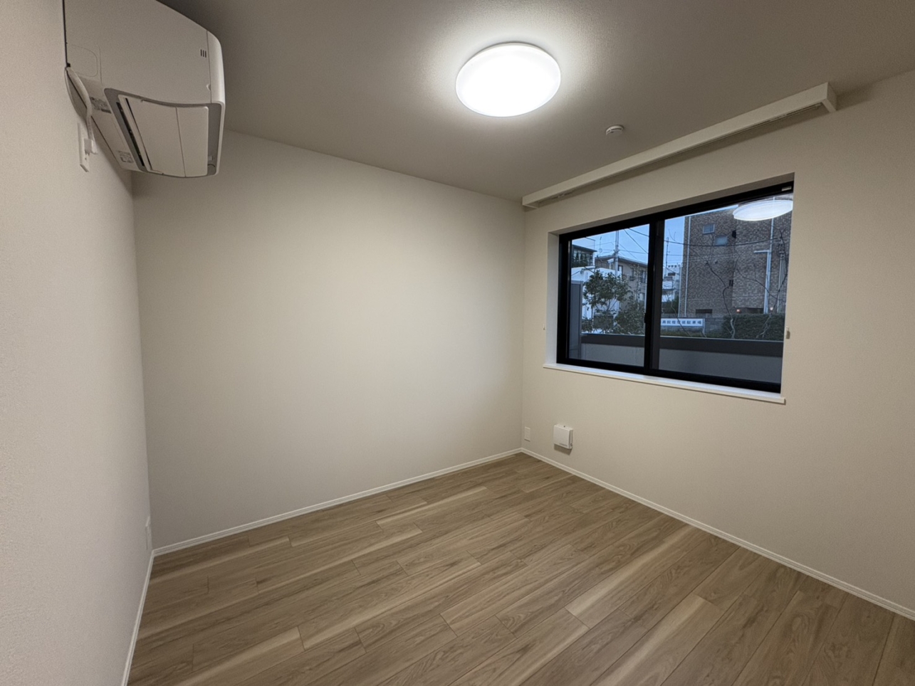 国立競技場・外苑を日常の庭に。3駅利用の好アクセス「オールドキャニオン外苑」で叶える洗練された都心生活。