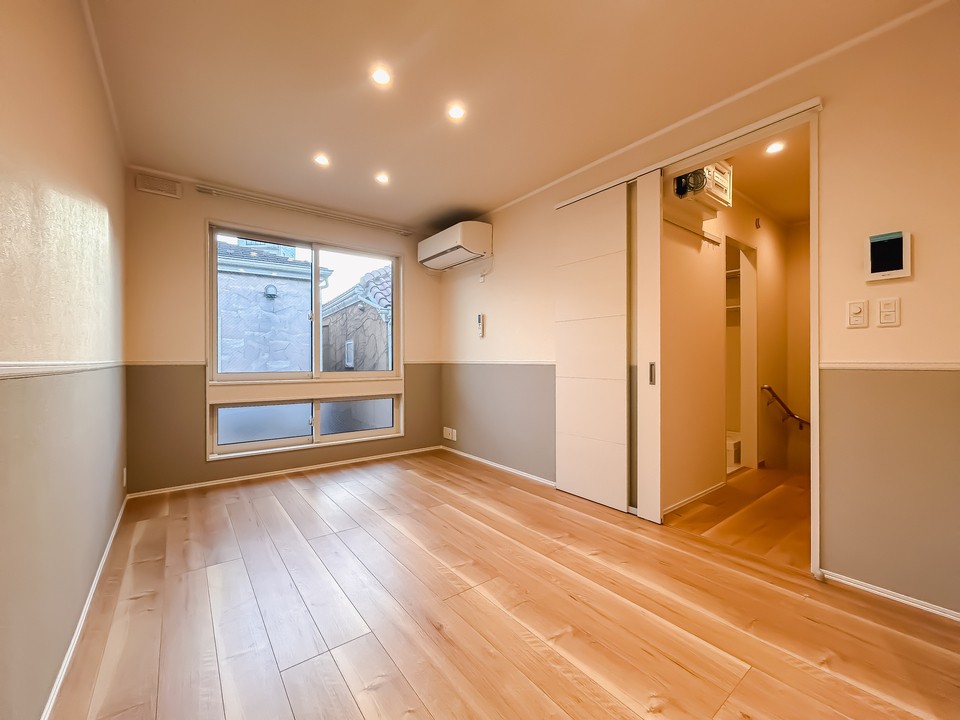 【足立区栗原】2026年誕生の新築2LDK。「Maison Claire」101号室｜15帖超の大空間LDKで、理想の暮らしをデザイン。