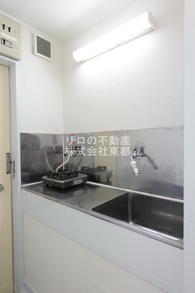 室内洗濯機置き場を新規設置☆ロフト付１Ｒ【ライフピアキャッツ】