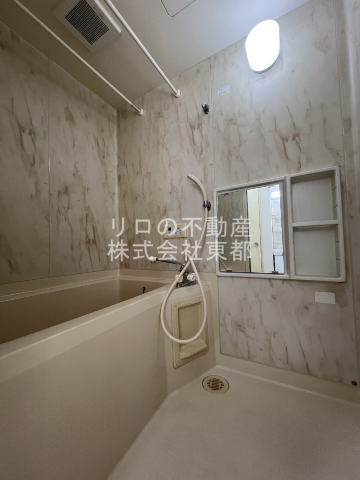 2階角部屋のファミリー物件【アゼリア8/中央林間】