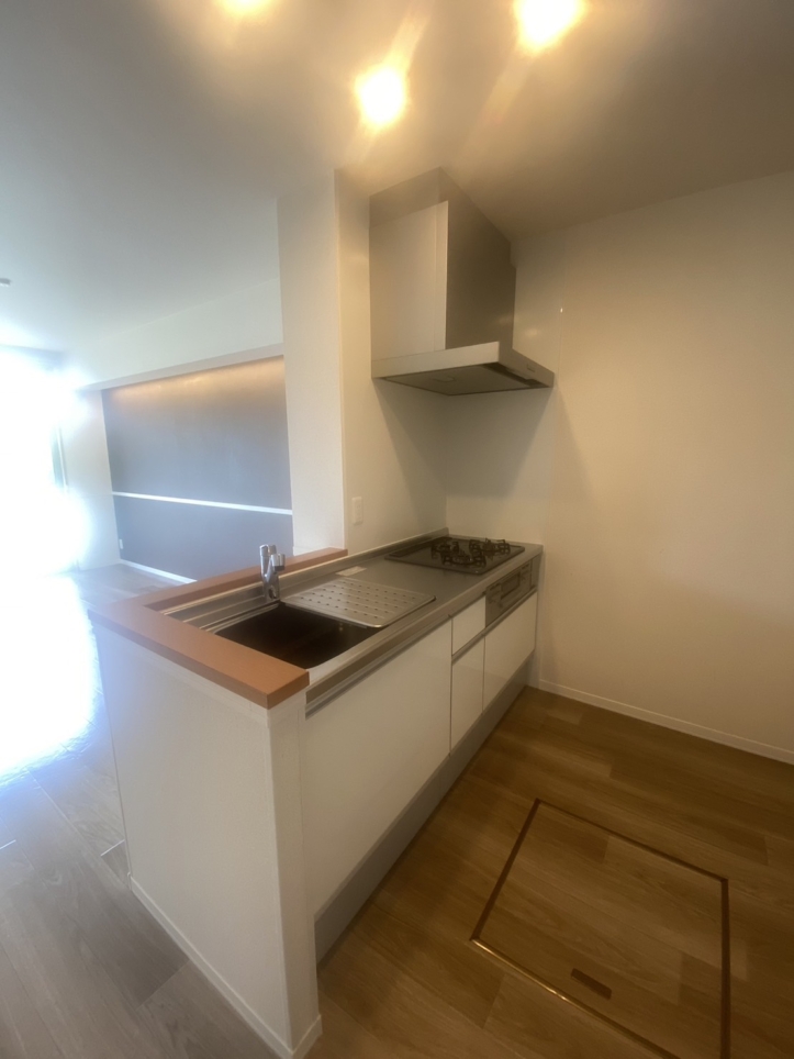 ☆駐車場１台付きのペット可物件（セ・メイユール）☆