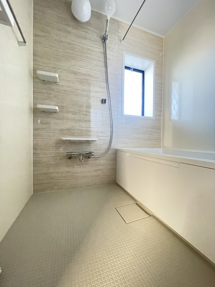 閑散な住宅街　お部屋の中ほぼ新築！　～シティハイムAKASAKA～