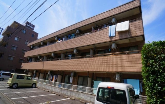 人気のシャーメゾン物件で広めのお部屋☆【コーポタナカ】北野駅