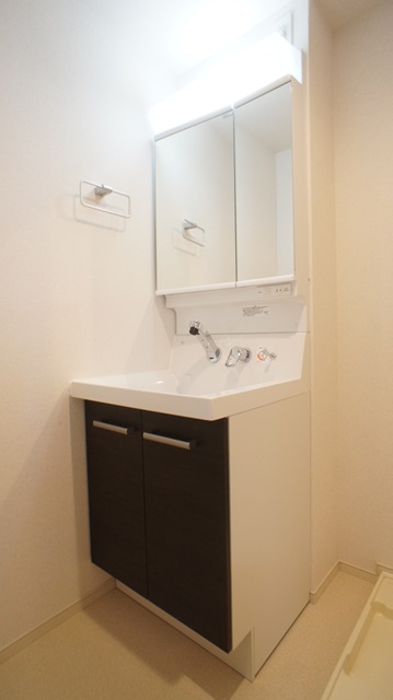 上北沢駅５分！オートロック付きRC造マンション【ｖｉｃｔｏｉｒｅ】