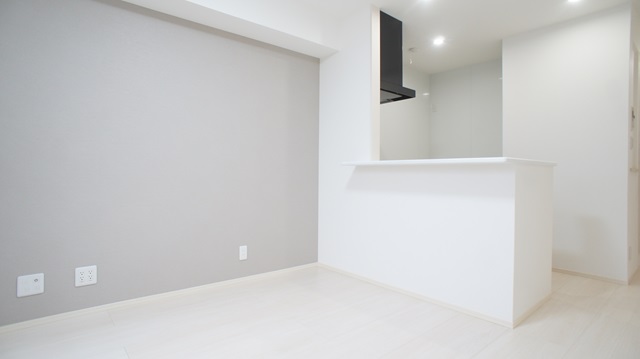 築浅！オートロック付きアパート♪【ソフィア】