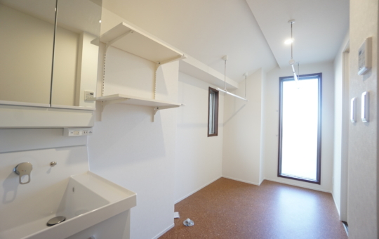 大型犬飼育可能な新築物件が完成しました！☆グランドール参宮橋201