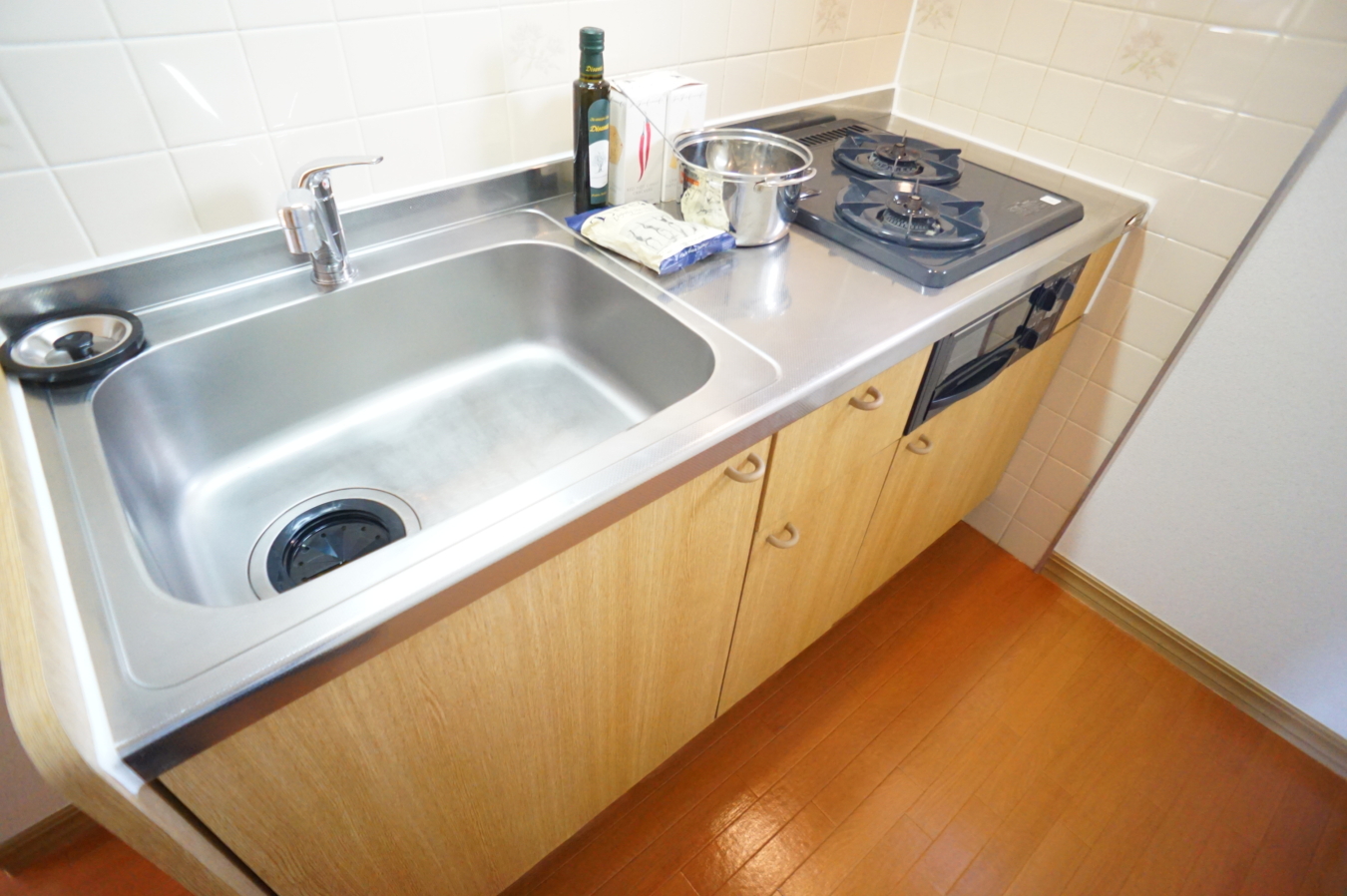 人気のシャーメゾン物件で広めのお部屋☆【コーポタナカ】北野駅