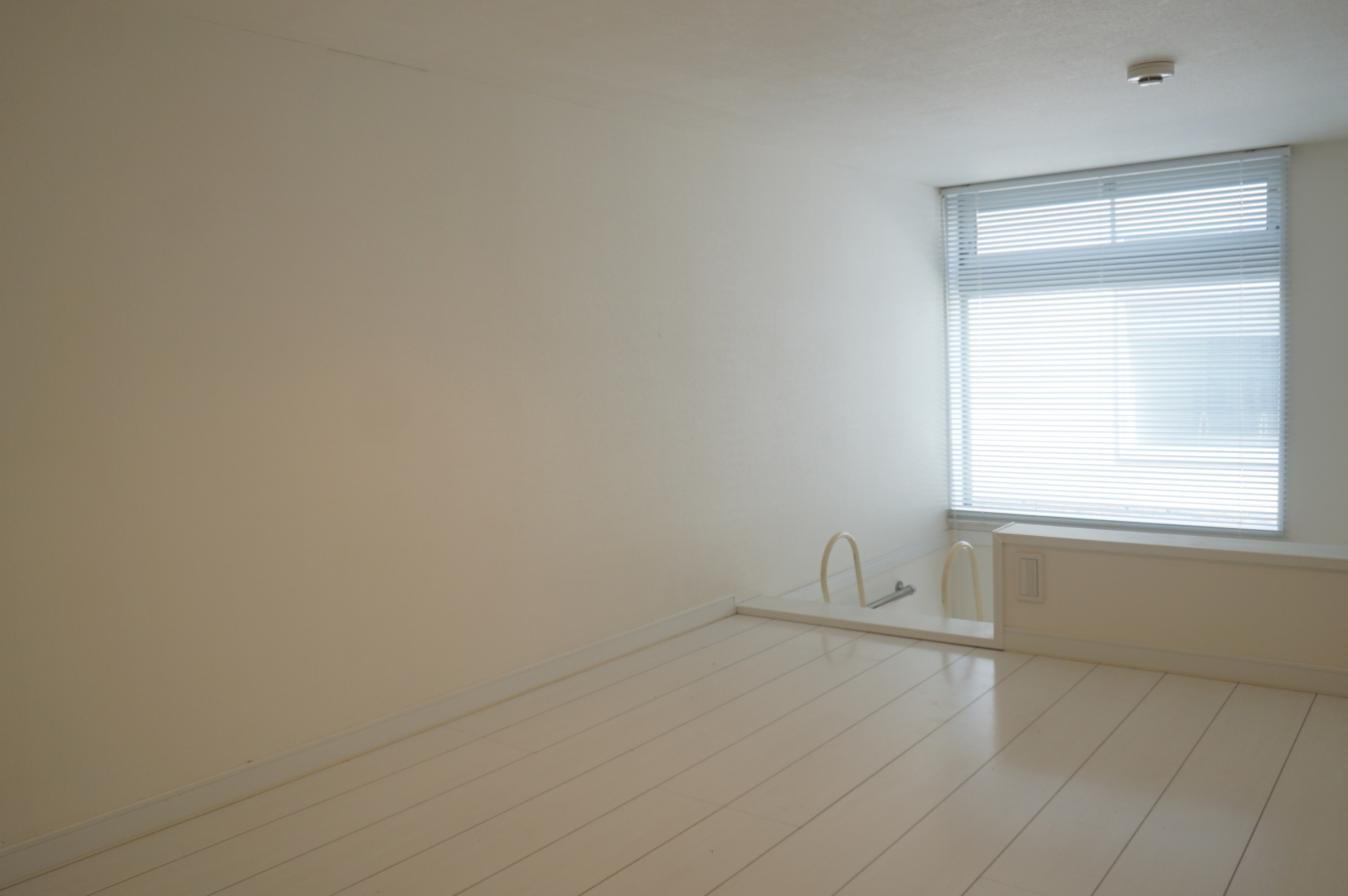 ペット飼育可＆大型バイク駐車可能【ＤＯＭＡガレージハウス】（めじろ台駅）