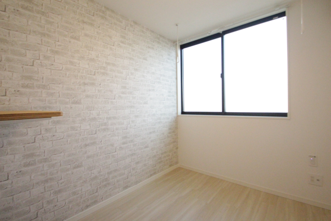 京浜急行【生麦駅】徒歩圏の築浅アパート♪【Ｉｒｉｓ　Ｈｉｌｌｓ】