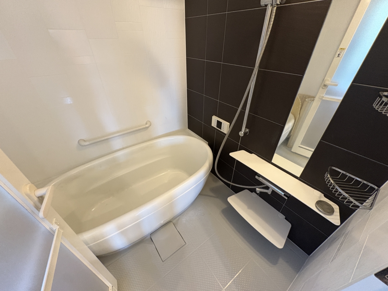 英国風のオシャレなお部屋♪コッツヴィレッジ国立　ボートン 103号室