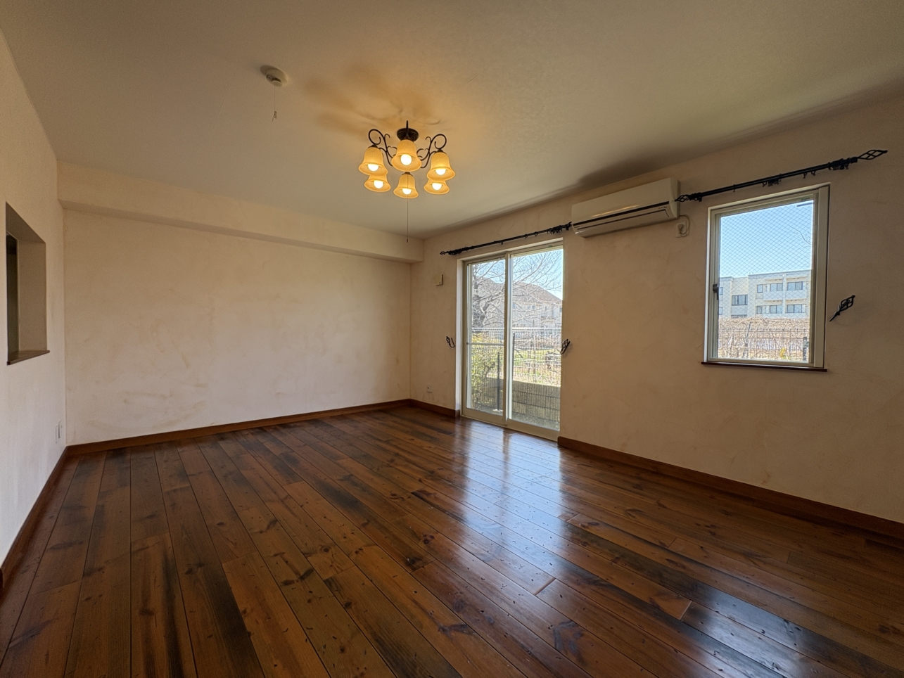 英国風のオシャレなお部屋♪コッツヴィレッジ国立　ボートン 103号室