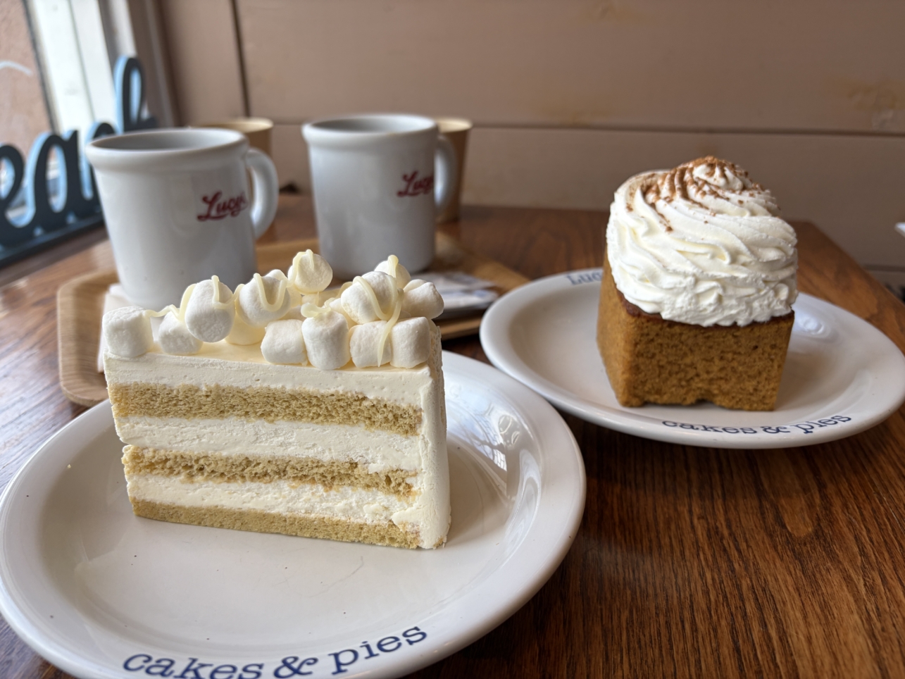 青葉台でアメリカンケーキ！パイもたくさん🥧「Lucy‘s　Bakery」